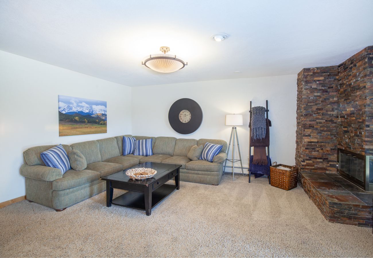 Condominium in Dillon - Lake Cliffe #107F