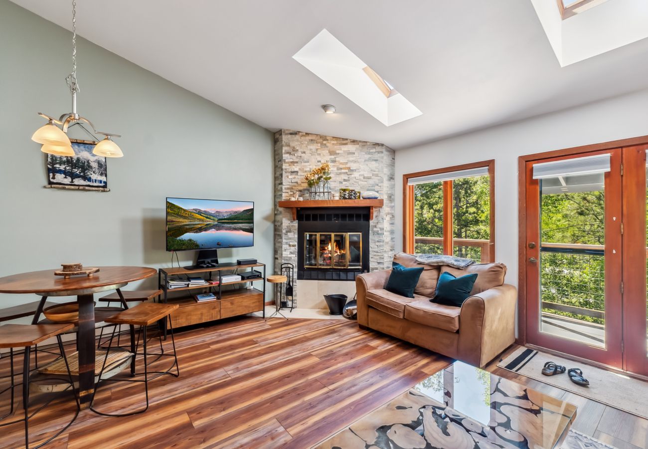 Townhouse in Frisco - Windwood #320