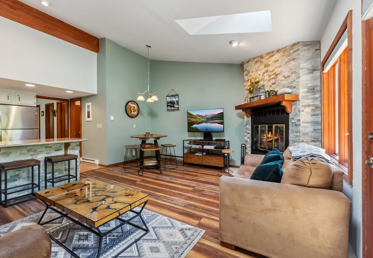 Townhouse in Frisco - Windwood #320