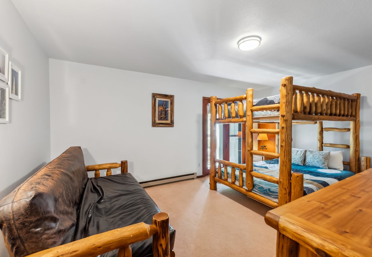Townhouse in Frisco - Windwood #320