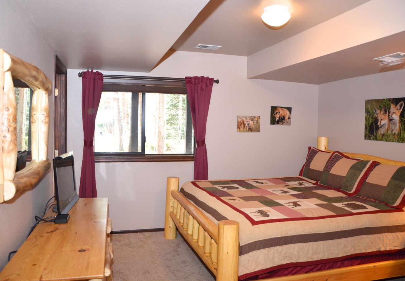 Townhouse in Breckenridge - Village Point #102