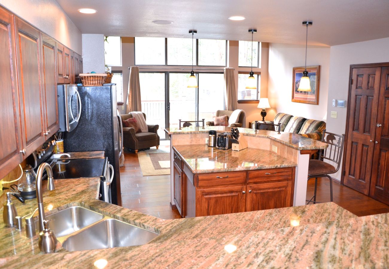 Townhouse in Breckenridge - Village Point #102