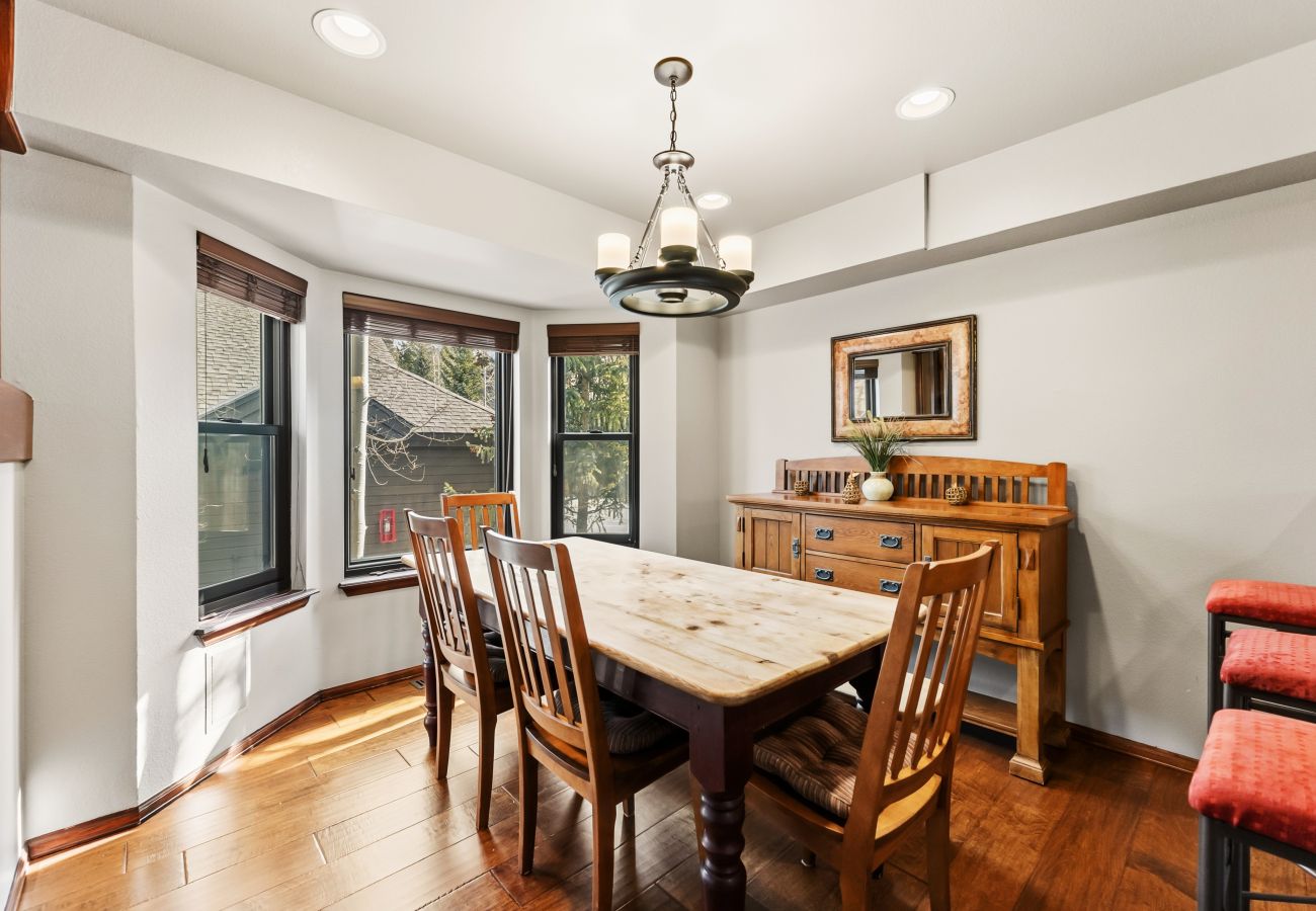 Townhouse in Breckenridge - Village Point #102