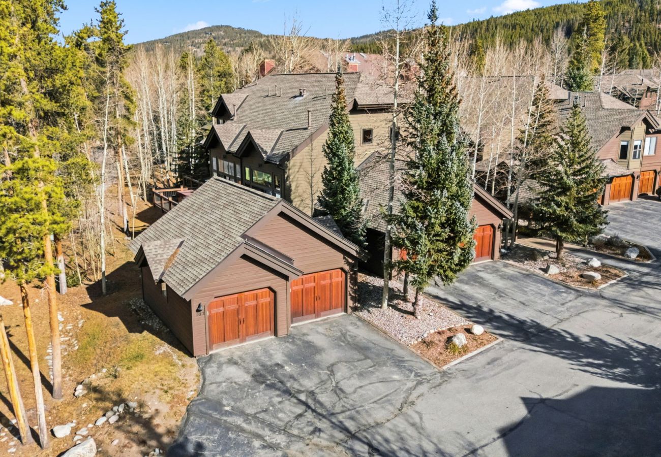 Townhouse in Breckenridge - Village Point #102