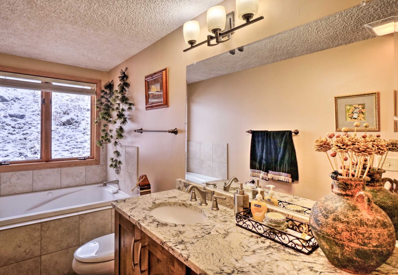Condominium in Breckenridge - Woods Manor #102A