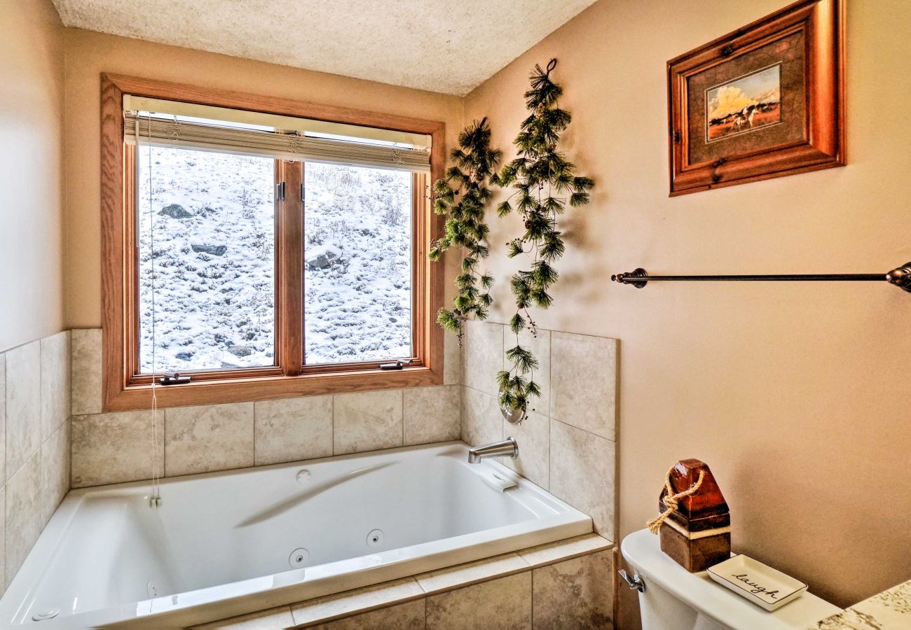 Condominium in Breckenridge - Woods Manor #102A