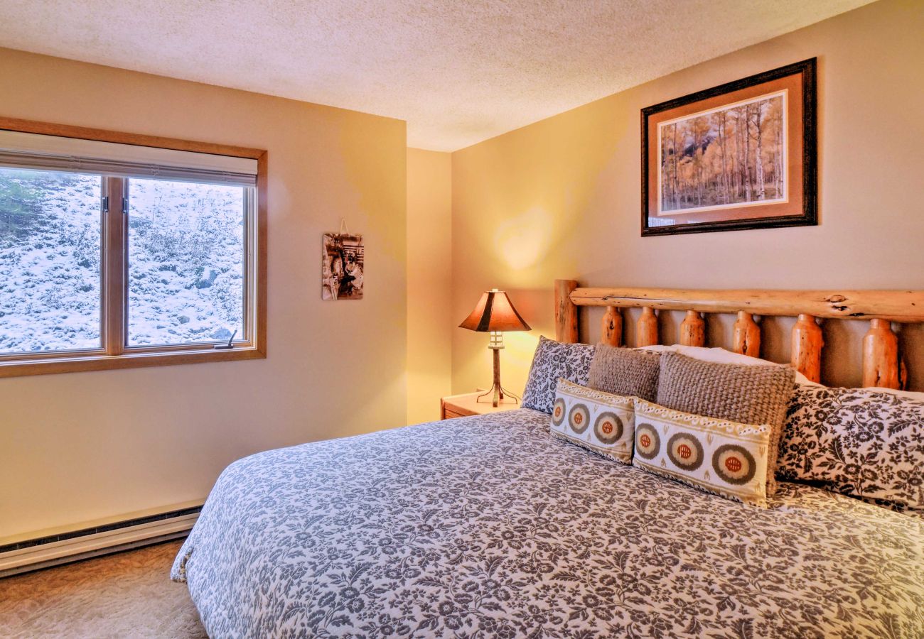 Condominium in Breckenridge - Woods Manor #102A