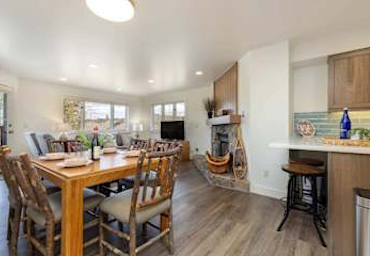 Condominium in Breckenridge - Woods Manor #201B