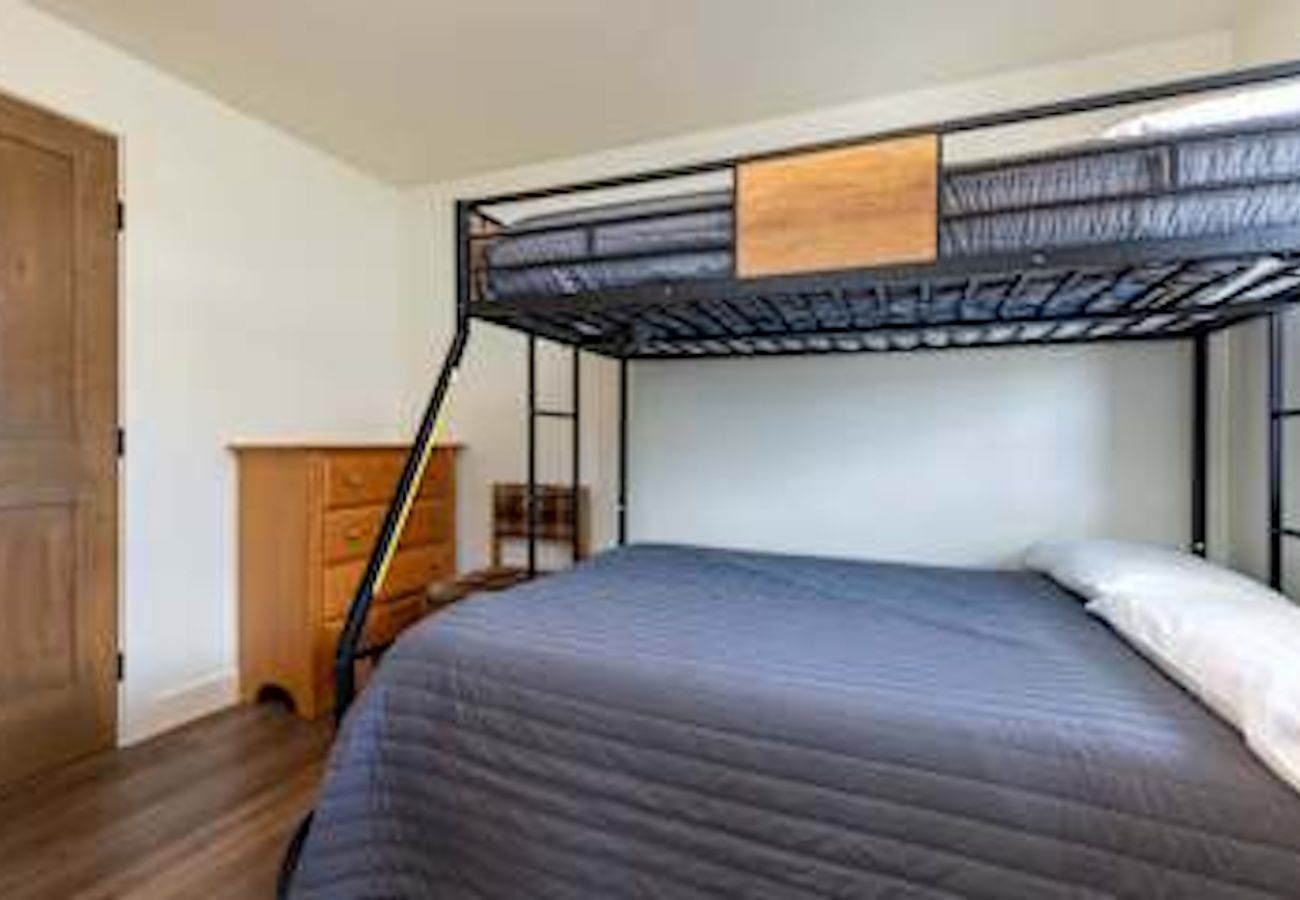 Condominium in Breckenridge - Woods Manor #201B